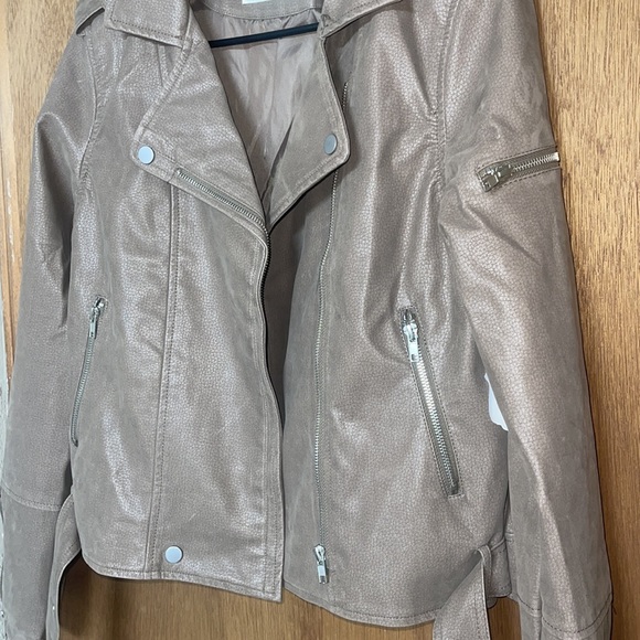 Moto Jacket - Picture 5 of 9